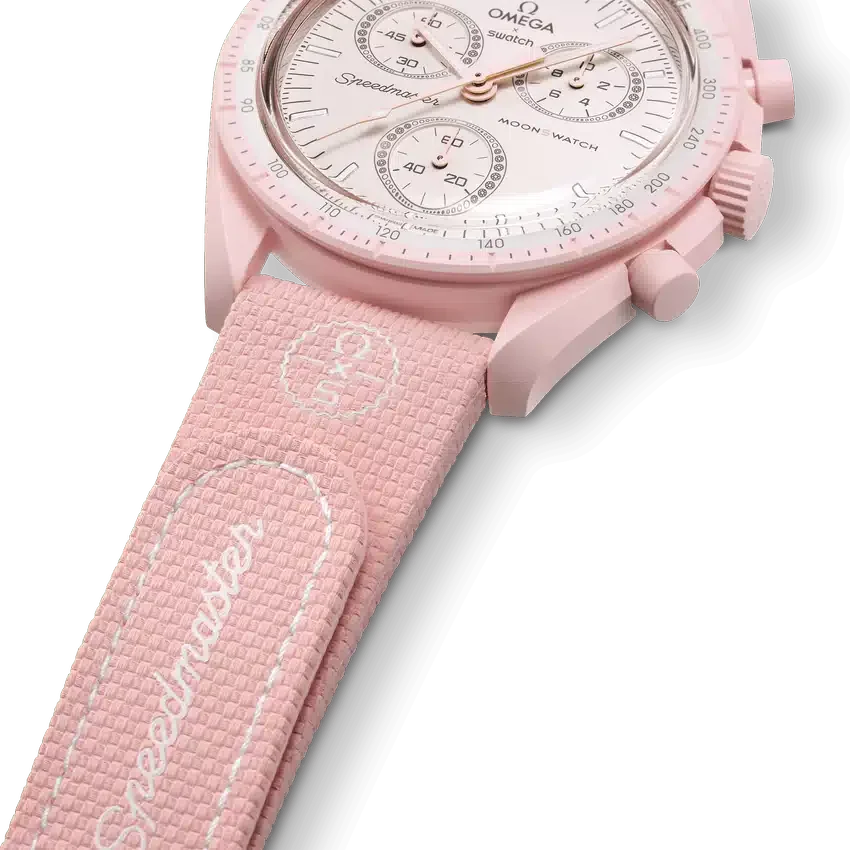 MoonSwatch em borracha rosa claro/branco
