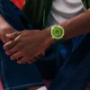 Swatch cegado pelo Neon